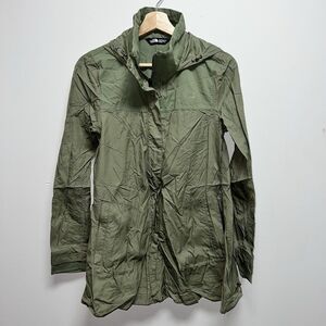 The North Face Flychute A-Line jacket in olive green rain coat women’s size XS